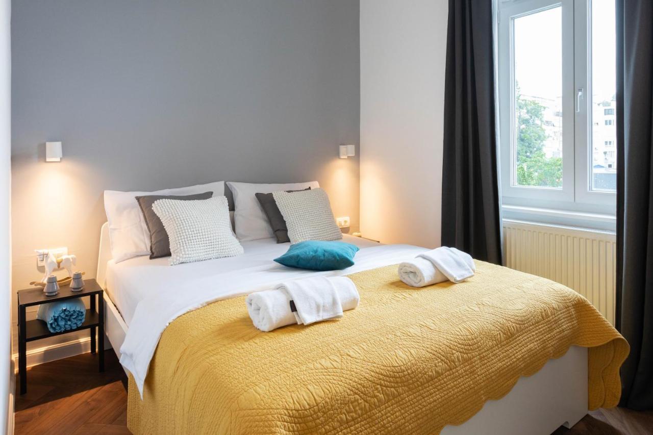 Modern And Design Apartment Near The Main Square Zagreb Buitenkant foto