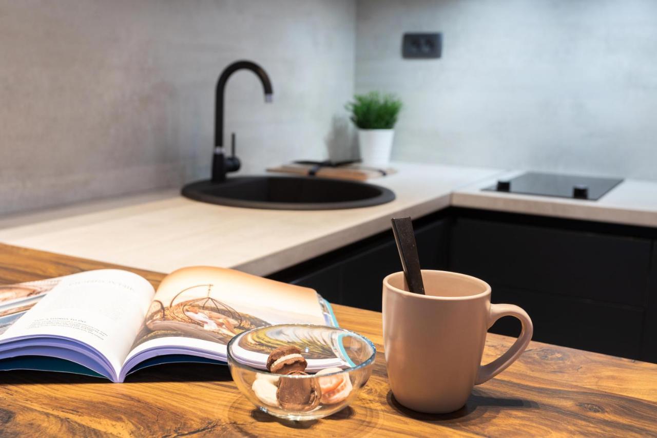 Modern And Design Apartment Near The Main Square Zagreb Buitenkant foto