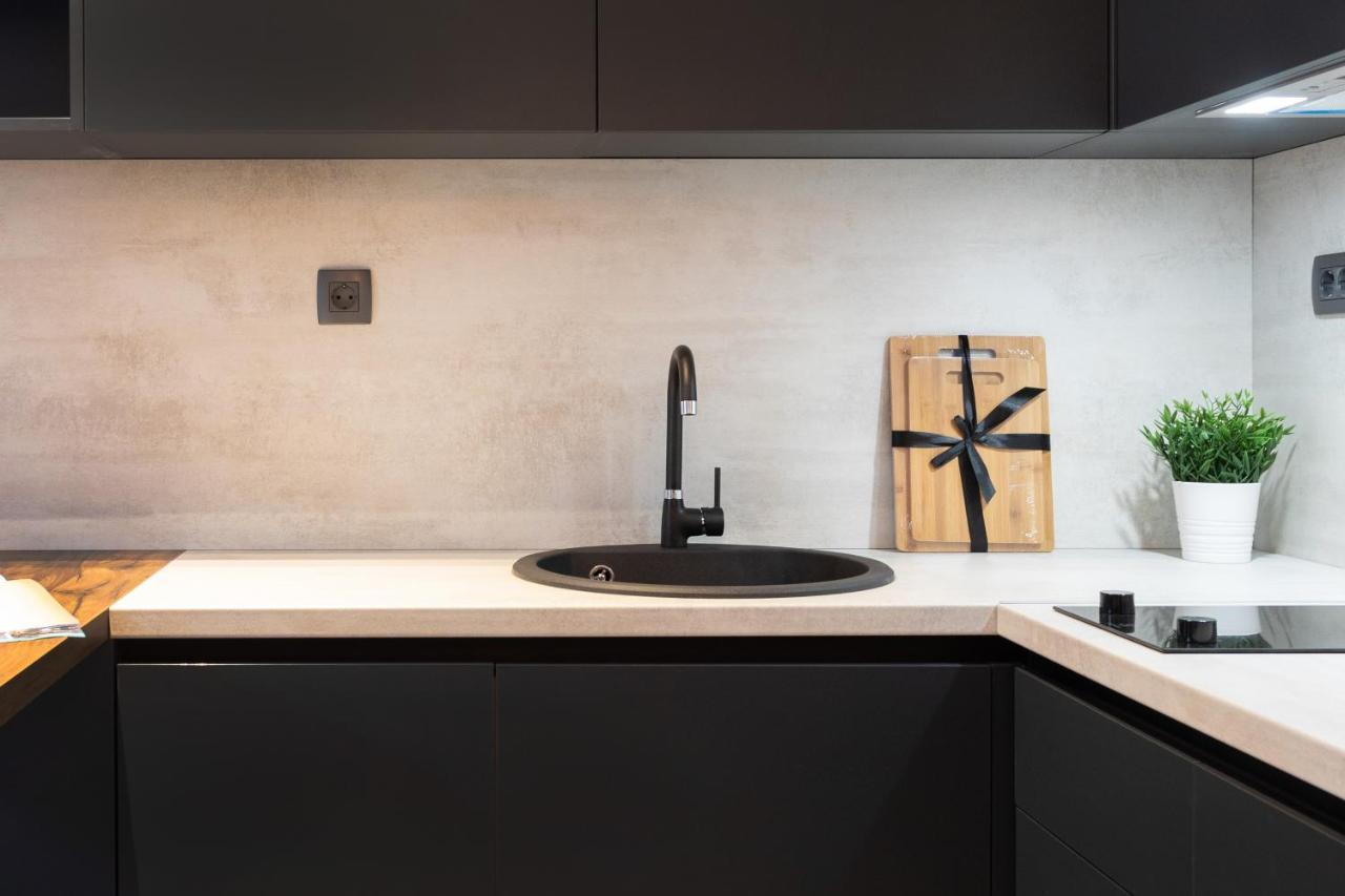 Modern And Design Apartment Near The Main Square Zagreb Buitenkant foto